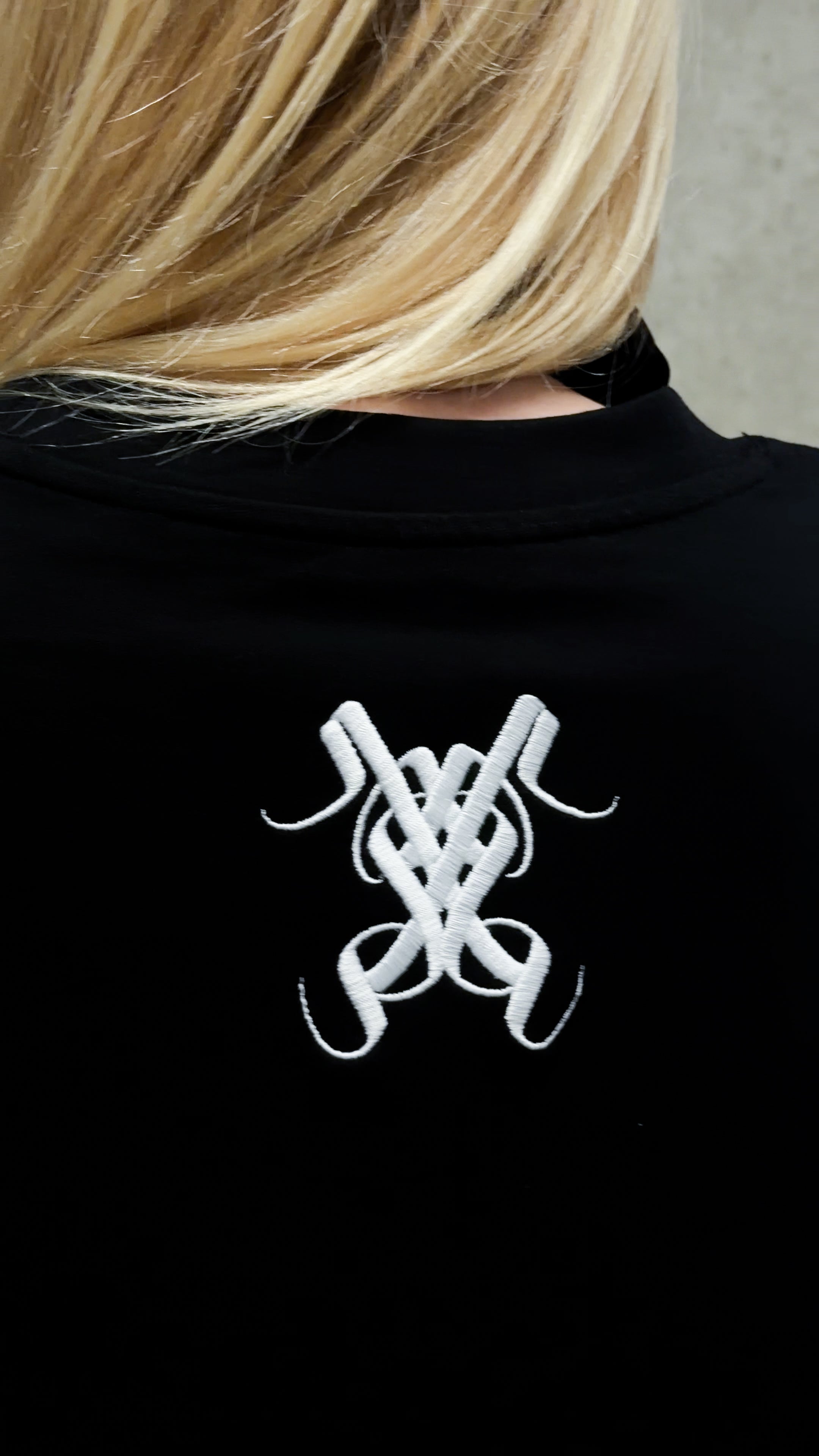 MADNESS BASIC TSHIRT