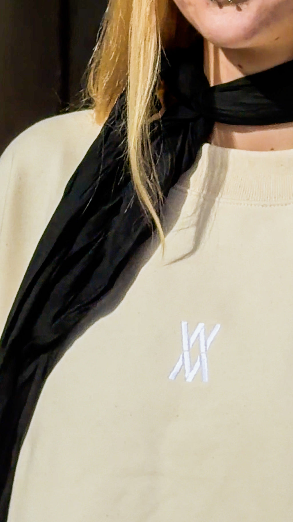 HEAVYWEIGHT SWEATER